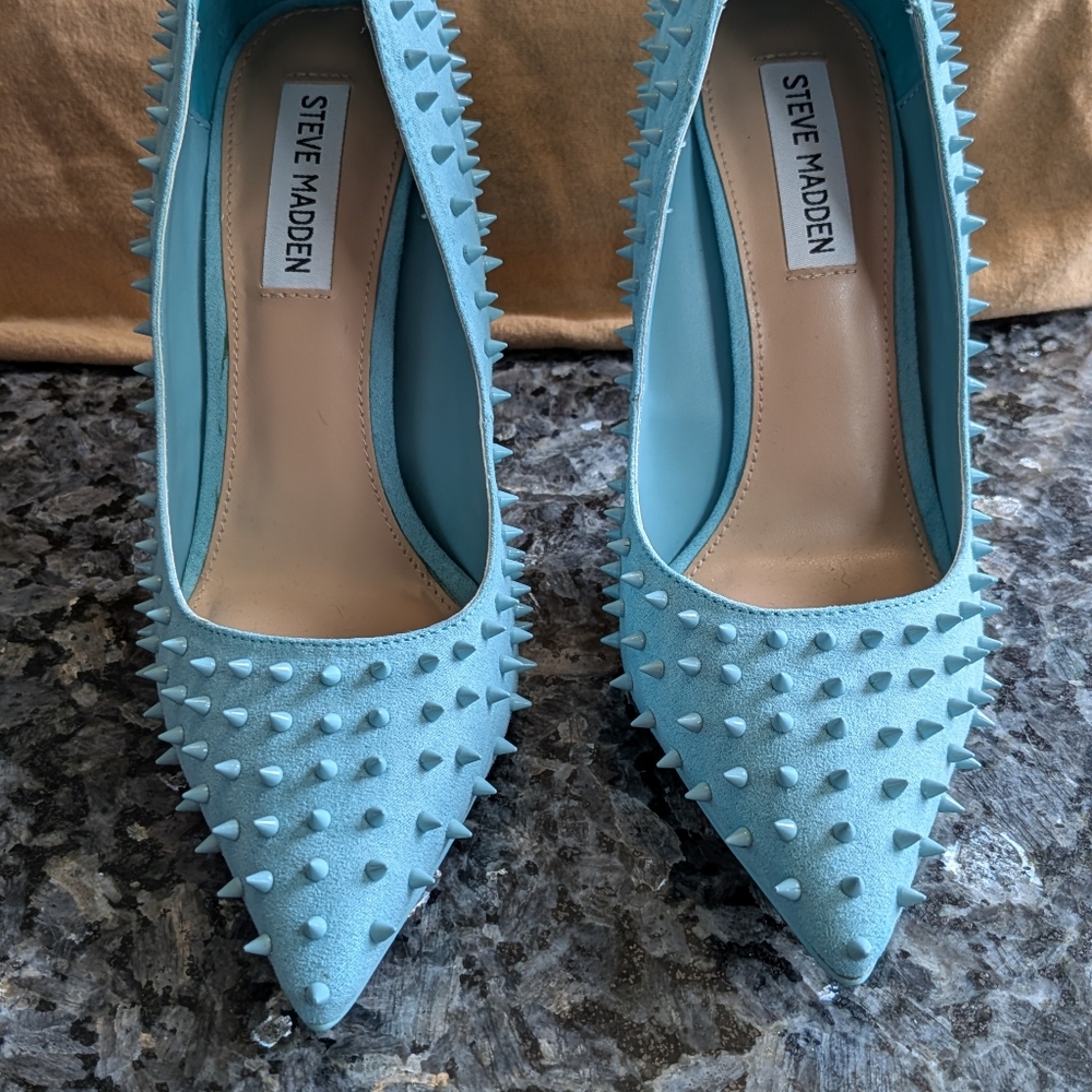 Steve Madden Turquoise Spike Pointed-Toe Heels - Picture 8 of 8